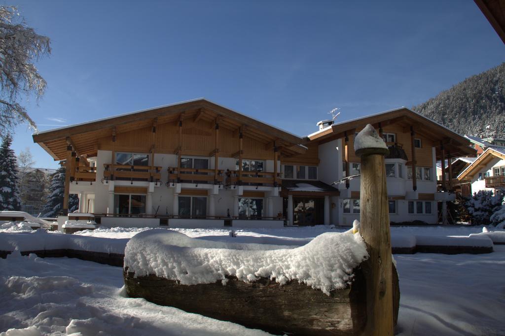 Hotel Trento Pozza di Fassa Esterno foto