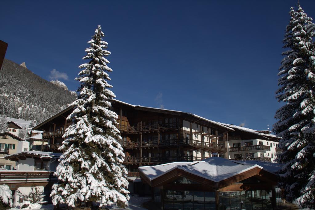 Hotel Trento Pozza di Fassa Esterno foto