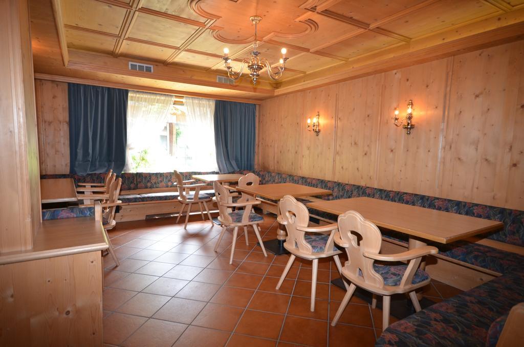 Hotel Trento Pozza di Fassa Esterno foto