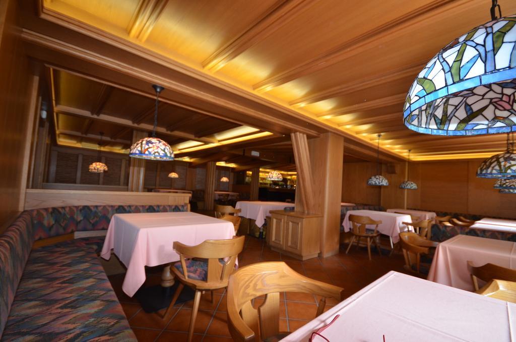 Hotel Trento Pozza di Fassa Esterno foto