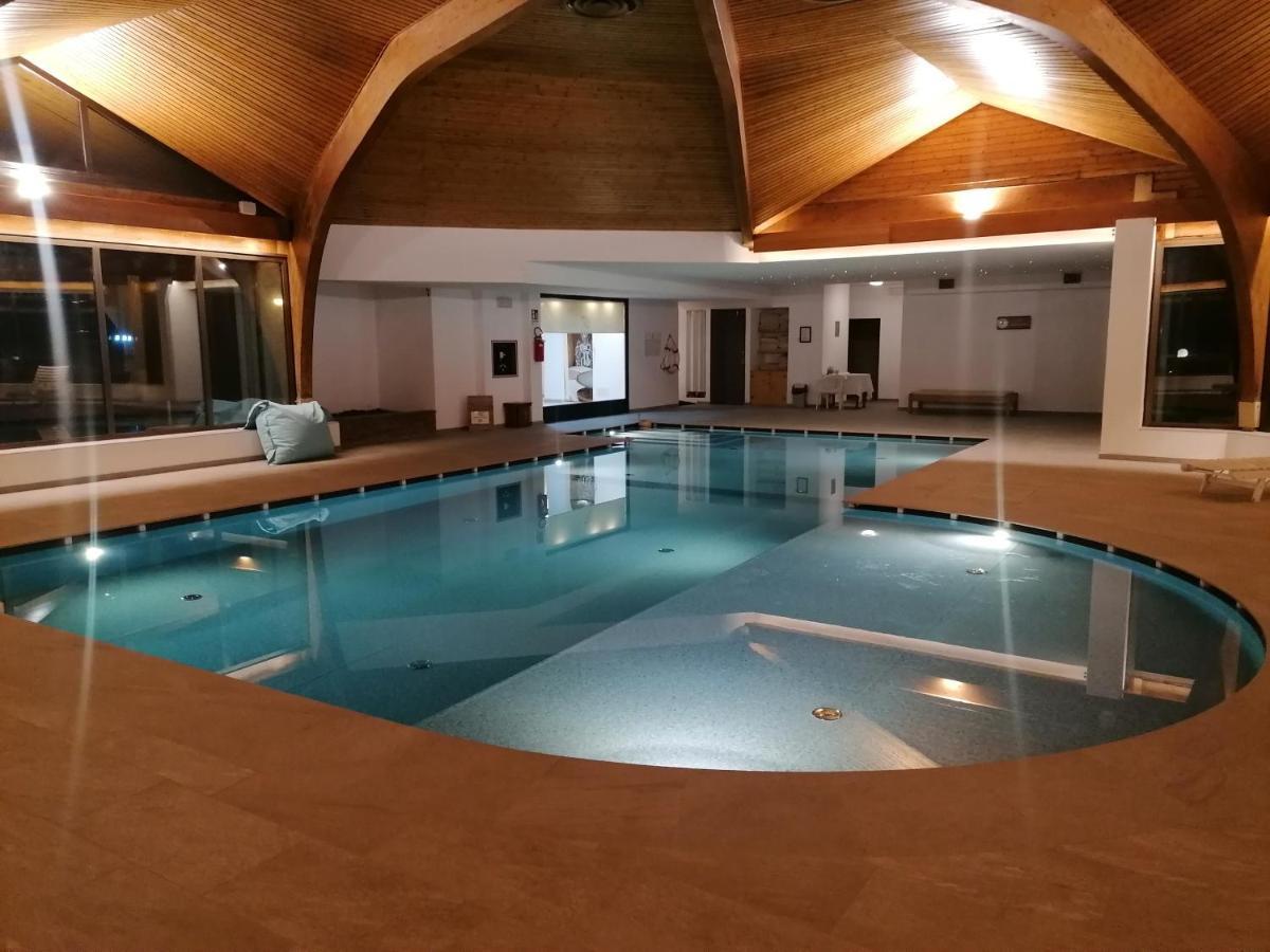 Hotel Trento Pozza di Fassa Esterno foto