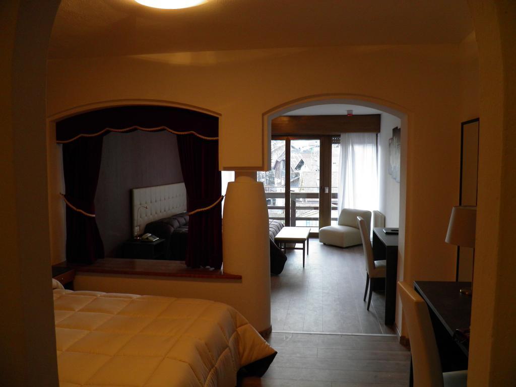 Hotel Trento Pozza di Fassa Esterno foto
