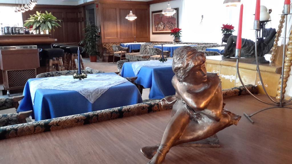 Hotel Trento Pozza di Fassa Esterno foto
