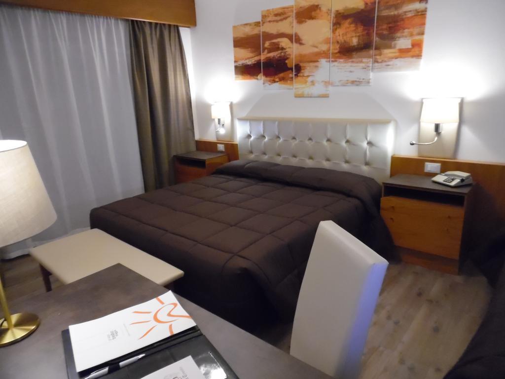 Hotel Trento Pozza di Fassa Esterno foto