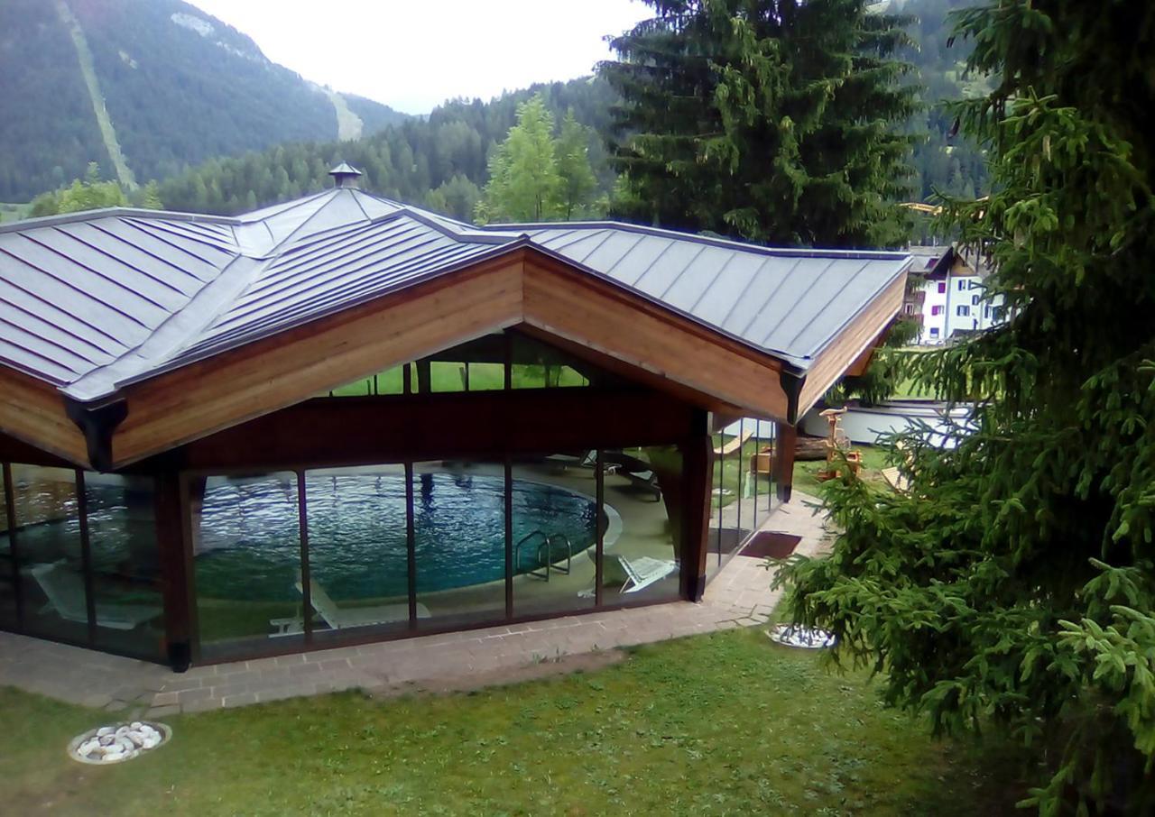 Hotel Trento Pozza di Fassa Esterno foto
